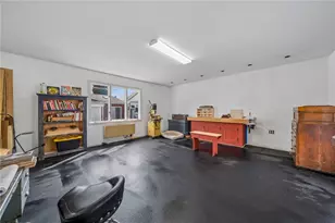 811 Spring St, Latrobe, PA 15650 - Photo 17