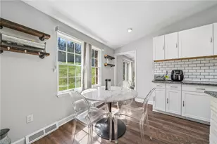 113 Thornberry Dr, Pittsburgh, PA 15235 - Photo 7