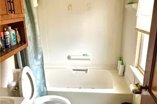 1169 Newhampshire Dr, Pittsburgh, PA 15212 - Photo 21