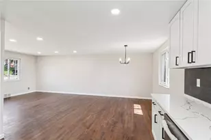 826 Blue Ridge Rd, Pittsburgh, PA 15239 - Photo 13