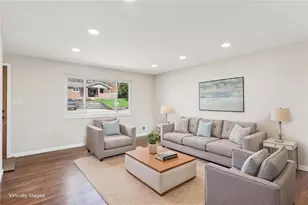 826 Blue Ridge Rd, Pittsburgh, PA 15239 - Photo 7