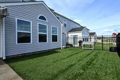 157 Viareggio, Finleyville, PA 15332 - Photo 5