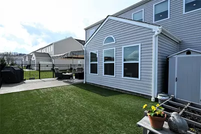 157 Viareggio, Finleyville, PA 15332 - Photo 7