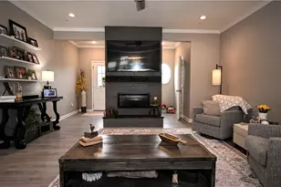 157 Viareggio, Finleyville, PA 15332 - Photo 13