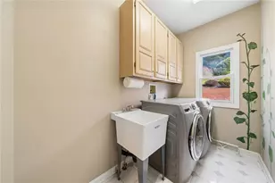 308 Washington Woods Dr, South Strabane, PA 15301 - Photo 15