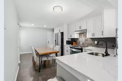 915 Sunset Circle, Cranberry Township, PA 16066 - Photo 9