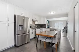 915 Sunset Cir, Cranberry Township, PA 16066 - Photo 11