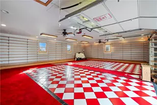 224 Eastern Dr, Lower Burrell, PA 15068 - Photo 31