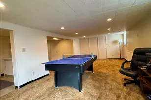 675 Rolling Green Dr, Bethel Park, PA 15102 - Photo 19