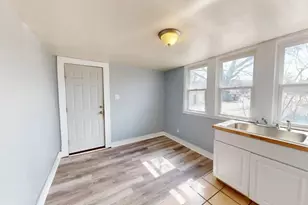 139 N Water Ave, Sharon, PA 16146 - Photo 5