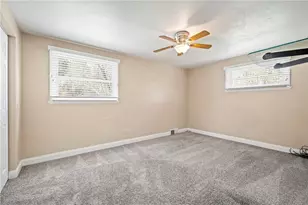 3033 Universal Rd, Pittsburgh, PA 15235 - Photo 13