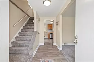 3033 Universal Rd, Pittsburgh, PA 15235 - Photo 3