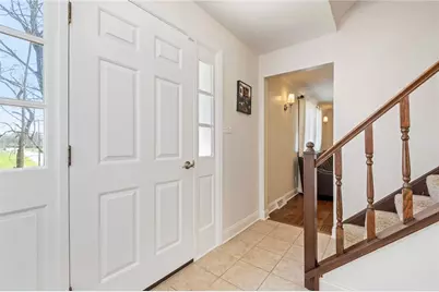 4985 Graphic Dr, Hampton, PA 15044 - Photo 5