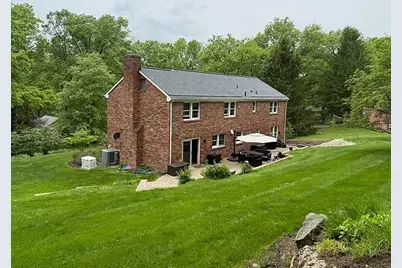 312 Hallsborough, Pittsburgh, PA 15238 - Photo 39