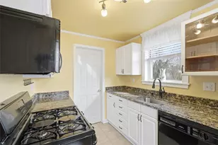 2275 Spokane Ave, Pittsburgh, PA 15210 - Photo 13