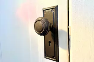 2275 Spokane Ave, Pittsburgh, PA 15210 - Photo 17