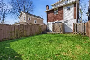 2275 Spokane Ave, Pittsburgh, PA 15210 - Photo 33