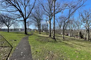 2275 Spokane Ave, Pittsburgh, PA 15210 - Photo 43