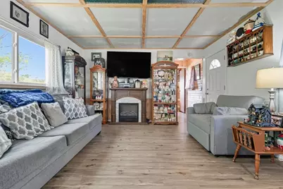 774 Galaxy Dr, Rostraver, PA 15089 - Photo 5