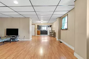 1057 Keene St, Springdale Boro, PA 15144 - Photo 13