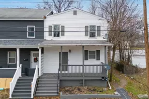 1057 Keene St, Springdale Boro, PA 15144 - Photo 1