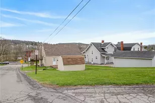 335 E Pike St, Houston, PA 15342 - Photo 41