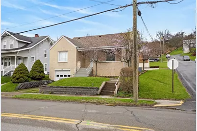 335 E Pike St, Houston, PA 15342 - Photo 3