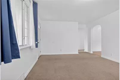 335 E Pike St, Houston, PA 15342 - Photo 9