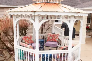 106 Maple St, Dry Tav-Rices Landing, PA 15357 - Photo 13