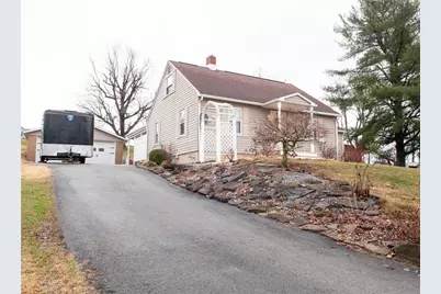 106 Maple St, Dry Tav-Rices Landing, PA 15357 - Photo 5