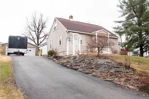 106 Maple St, Dry Tav-Rices Landing, PA 15357 - Photo 5