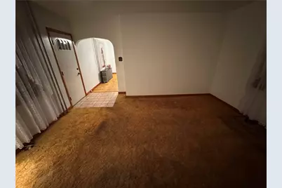 111 N Hitchman Street, Mt Pleasant Boro, PA 15666 - Photo 5