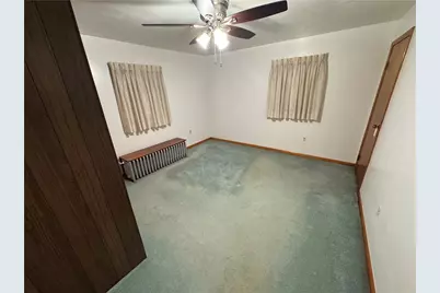 111 N Hitchman Street, Mt Pleasant Boro, PA 15666 - Photo 15