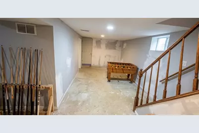 4691 Sardis Rd, Pittsburgh, PA 15068 - Photo 9