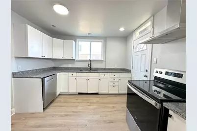 2929 Middletown Rd., Pittsburgh, PA 15204 - Photo 5