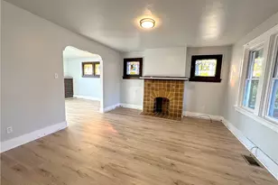 2929 Middletown Rd, Pittsburgh, PA 15204 - Photo 3