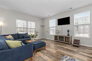 236 Thornapple Ln, Cranberry Township, PA 16066 - Photo 5