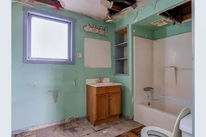 1817 4th Ave, Beaver Falls, PA 15010 - Photo 7