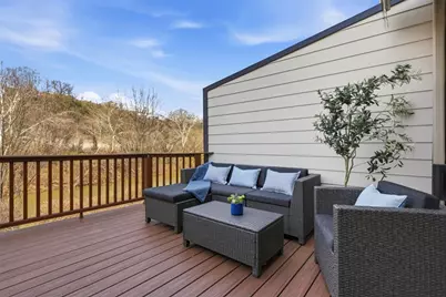 52 Waterfront Dr, Washington's Landing, PA 15222 - Photo 17