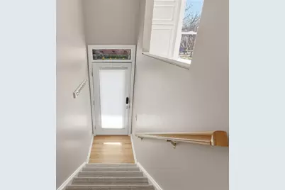 52 Waterfront Dr, Washington's Landing, PA 15222 - Photo 5