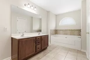 607 Hilton Cir, Collier Township, PA 15071 - Photo 21