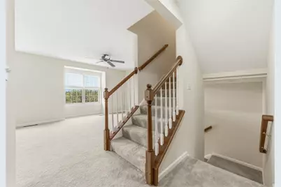 607 Hilton Circle, Collier Township, PA 15071 - Photo 7