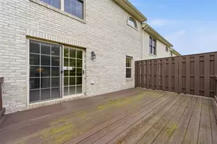 607 Hilton Cir, Collier Township, PA 15071 - Photo 13
