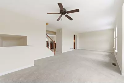 607 Hilton Circle, Collier Township, PA 15071 - Photo 9