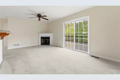 607 Hilton Circle, Collier Township, PA 15071 - Photo 11