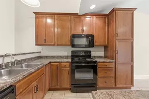 2015 Atwell Dr, Collier Township, PA 15071 - Photo 9