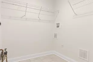 2015 Atwell Dr, Collier Township, PA 15071 - Photo 13