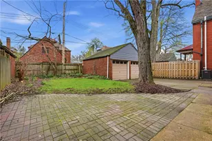 130 Yorkshire Dr, Pittsburgh, PA 15208 - Photo 31