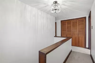 130 Yorkshire Dr, Pittsburgh, PA 15208 - Photo 25