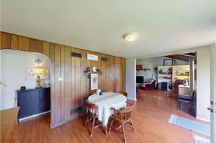 225 Fairway Ln, Penn Township, PA 16002 - Photo 11